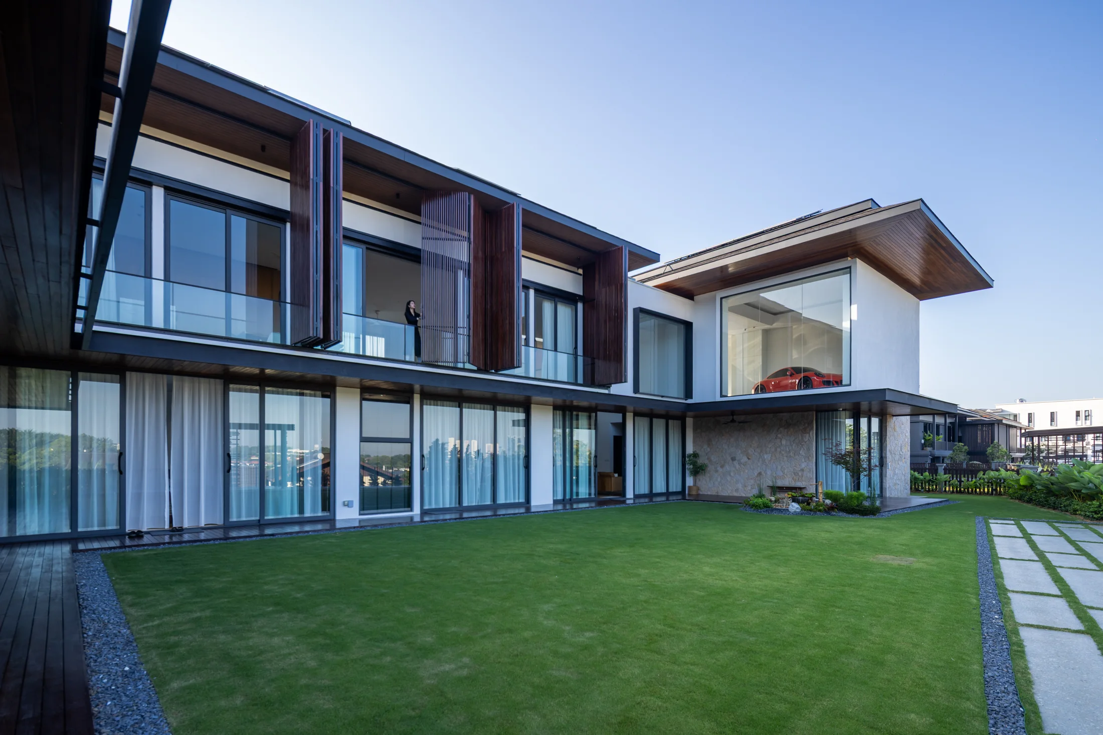 Garden-facing elevation